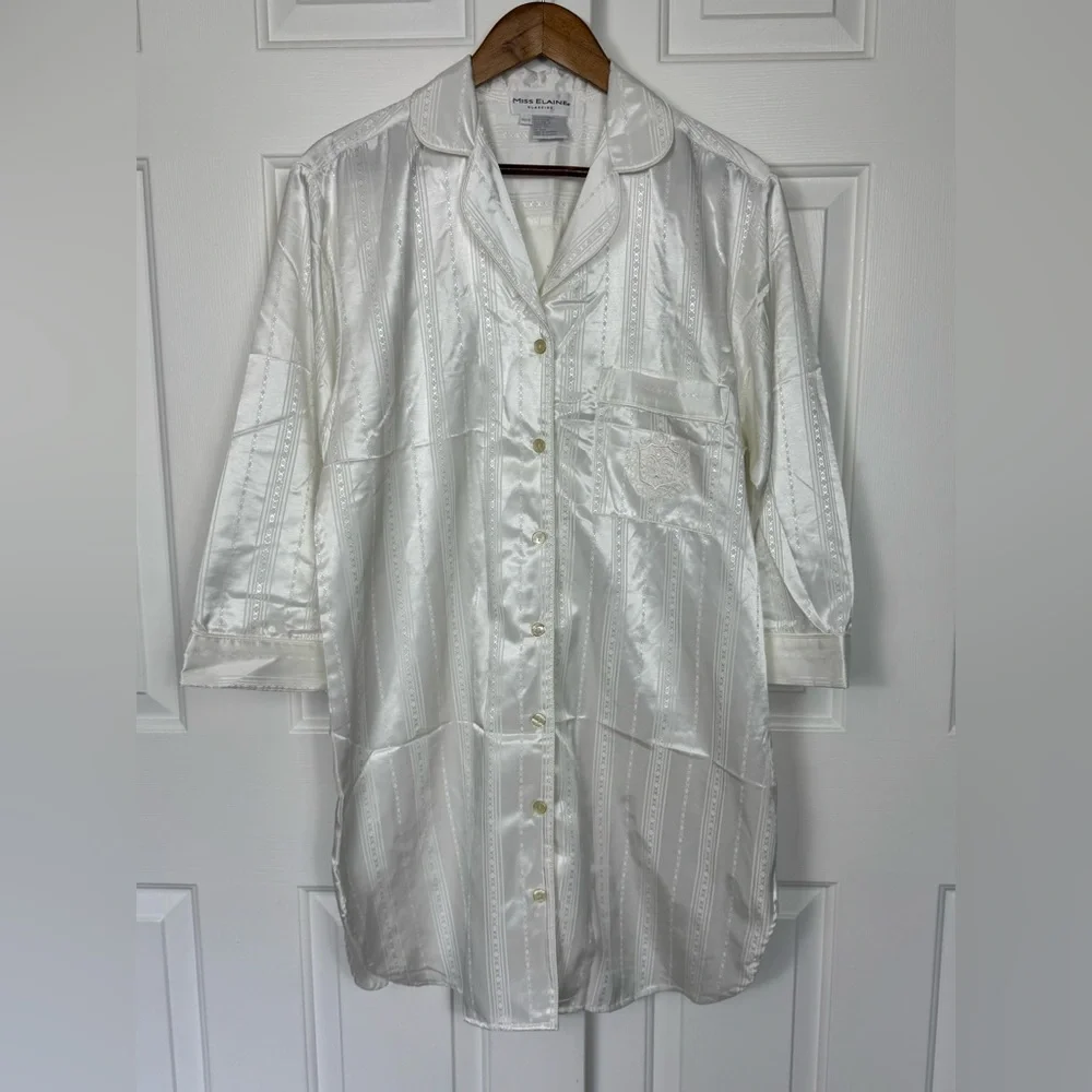 Vintage Miss Elaine White Button Up Nightgown Size Small